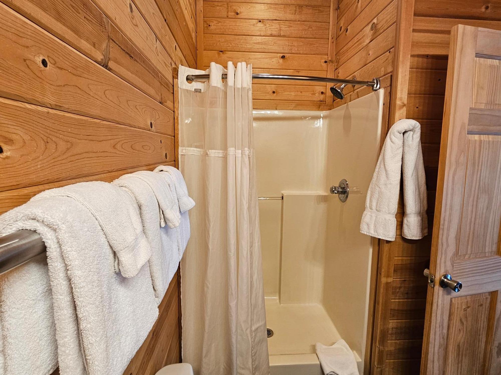 5 Min To Beaver Lake-King Bed-Fire Pit-Jetted Tub #5 Юрика Спрингс Экстерьер фото