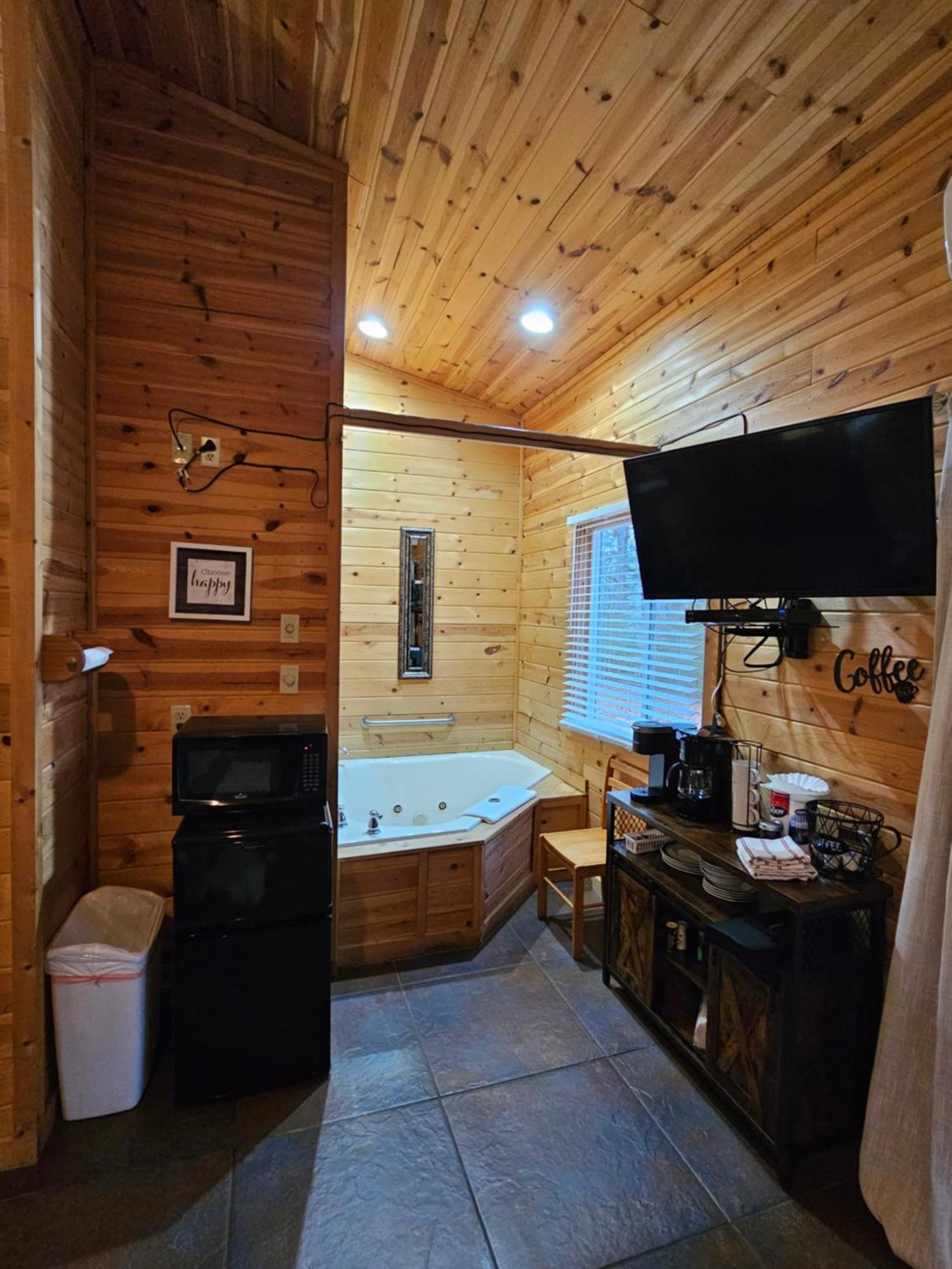 5 Min To Beaver Lake-King Bed-Fire Pit-Jetted Tub #5 Юрика Спрингс Экстерьер фото