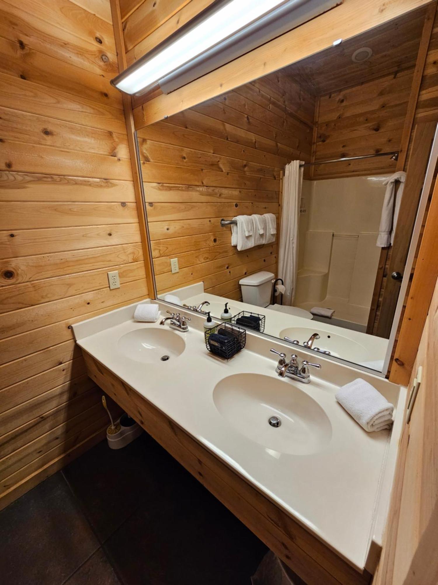 5 Min To Beaver Lake-King Bed-Fire Pit-Jetted Tub #5 Юрика Спрингс Экстерьер фото